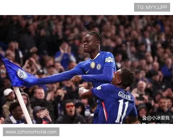 切尔西中场人多却控场乏力,问题出在结构性失衡与节奏掌控缺失