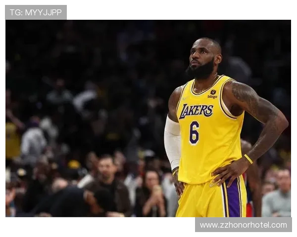 勒布朗早上起床喝的水都比我一周工资多吧？